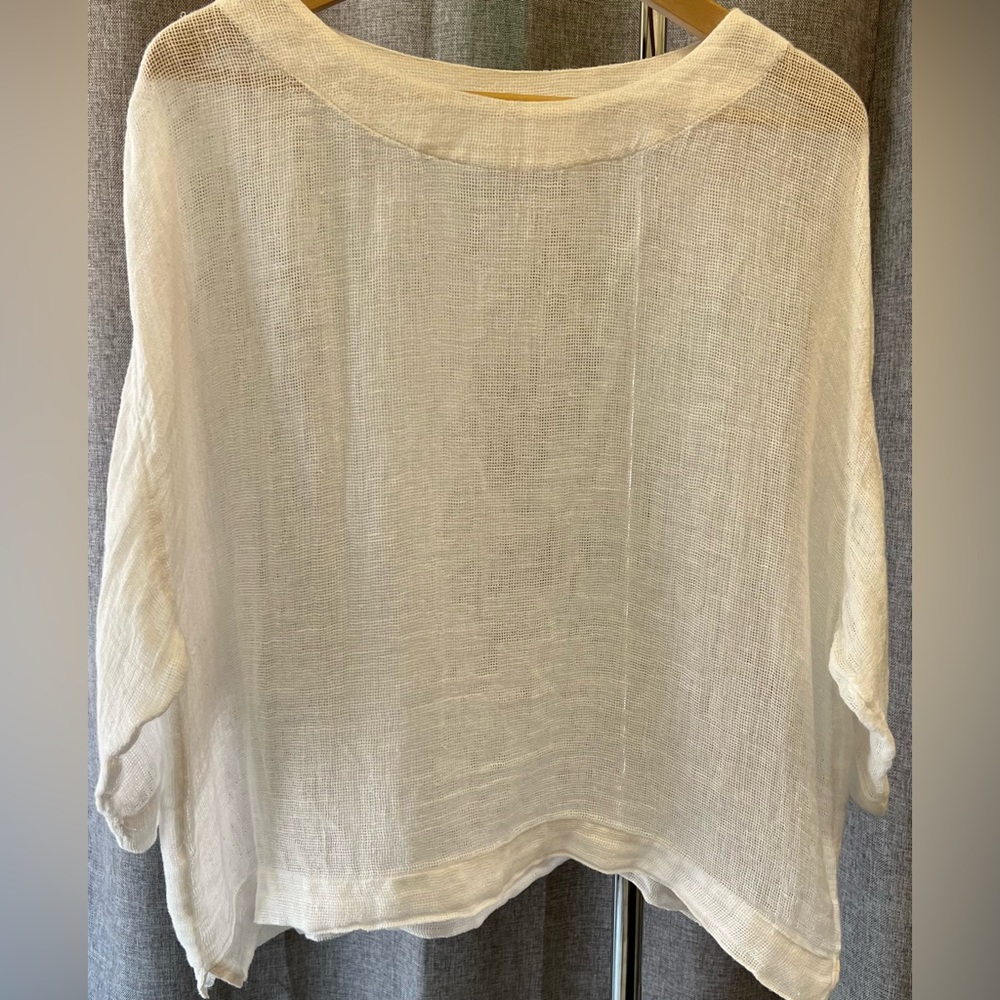 J. Jill - NWOT.  100% Linen , white gauze. Very oversized! Summer!!! XS - L